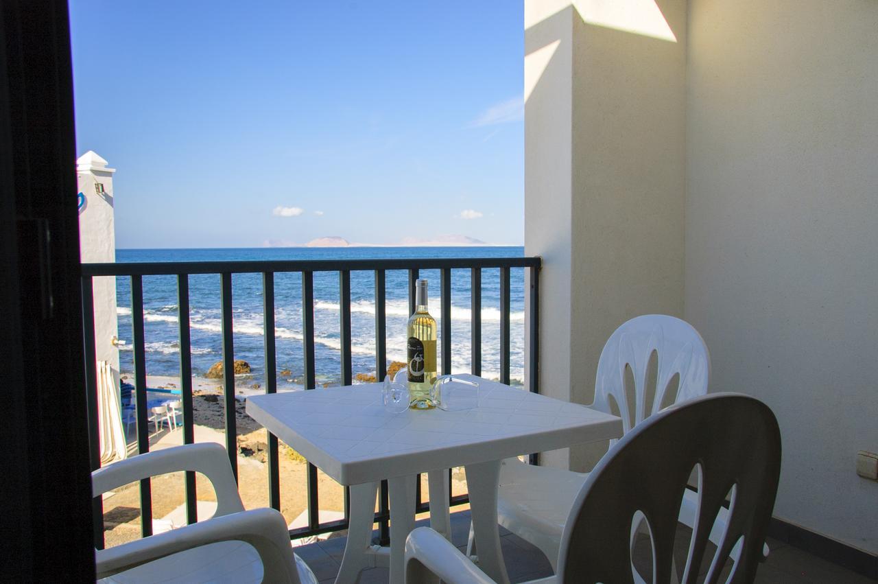 شقة Seaview Famara 1 المظهر الخارجي الصورة